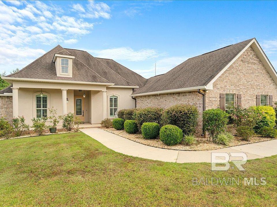 1st image of 10712 Cresthaven Dr