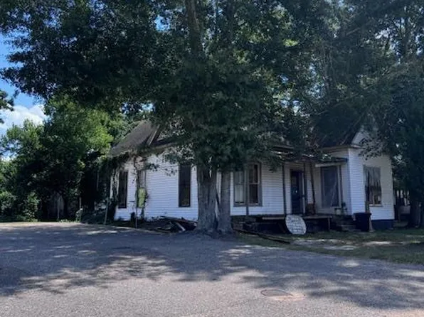 151 Church St, Brundidge, AL 36010