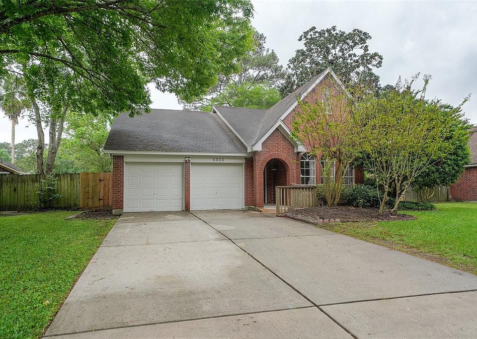 1st image of 5323 Shady Maple Dr