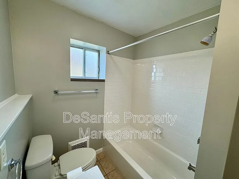 227 5th Ave #2 — Photo 32