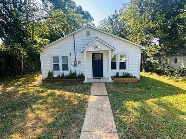 809 Stone St, Potosi, MO 63664