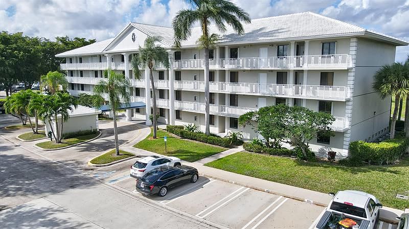 1st image of 2461 Village Blvd APT 201
