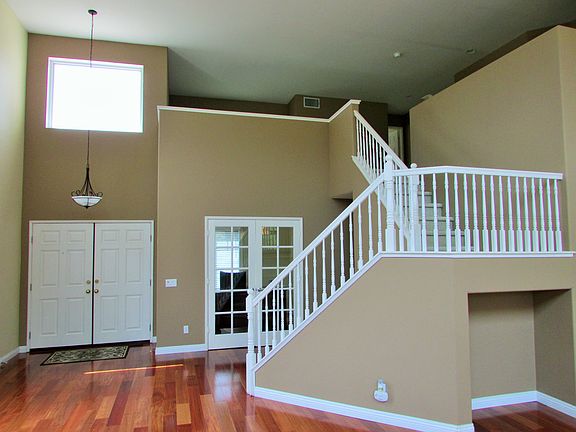 4th image of 1615 Ramona Dr