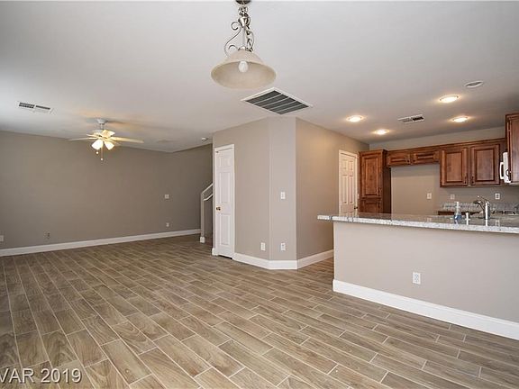 4th image of 4132 Wheatleigh Ct