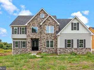 68 E Holland Rd, Holland, PA 18966