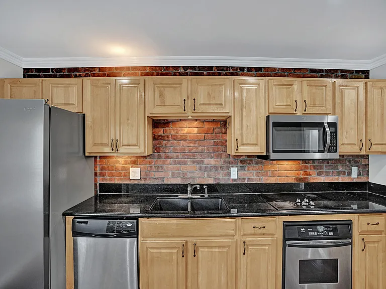 9280 Sabal Ridge Cir #B — Photo 11