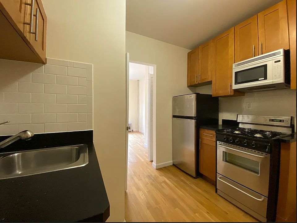 1st image of 1604 1st Ave APT 4B