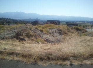 520 Pointe View Ct, Medford, OR 97504