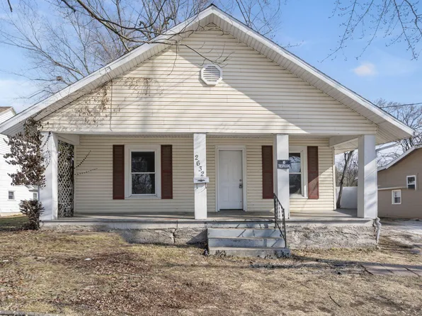 2632 N Kellett Avenue, Springfield, MO 65803