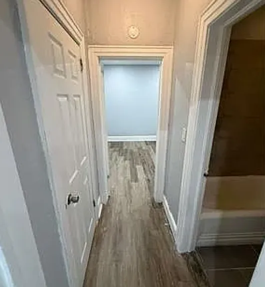 400 Leslie St — Photo 7