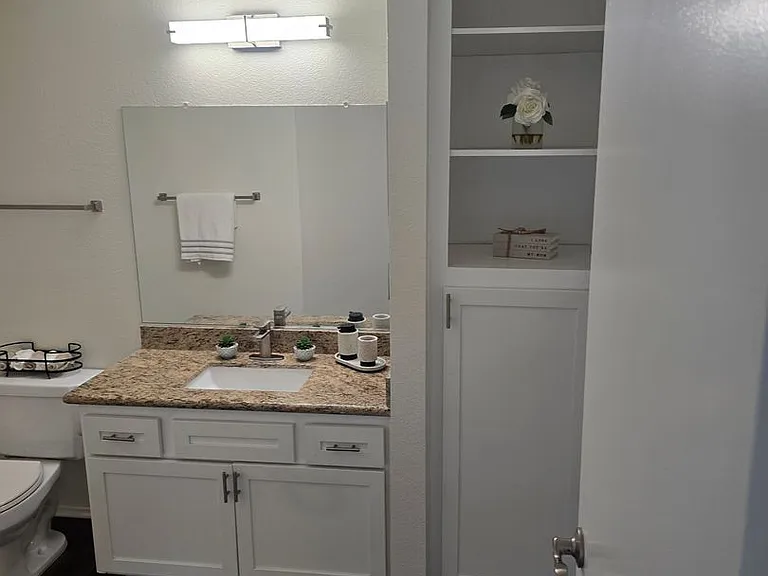 Waterstone Alta Loma Apartments — Photo 59
