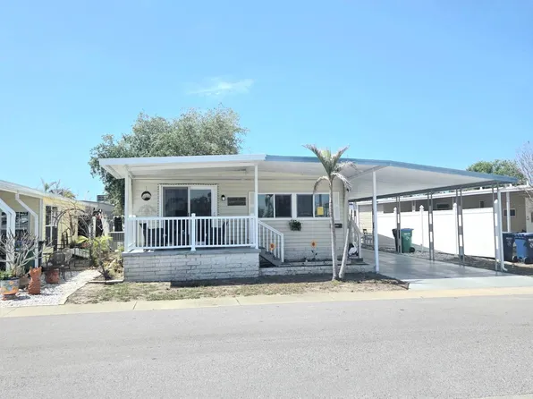 4942 Harbor Lights Dr, Saint Petersburg, FL 33708