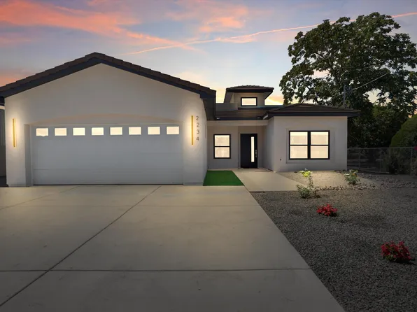 2234 Hooper Rd SW, Albuquerque, NM 87105