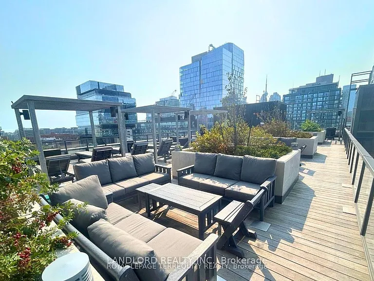 120 Parliament St #412 — Photo 22