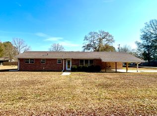 102 Gail Cir, Nettleton, MS 38858