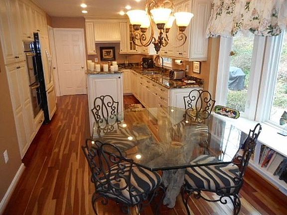 5th image of 5504 Sandy Folly Ct