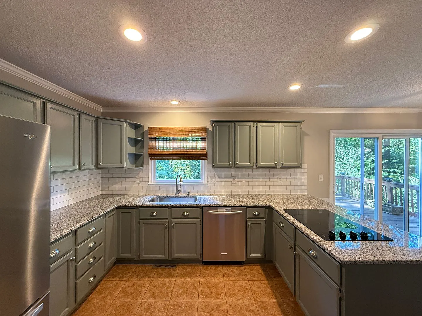 6714 Amberley Lane — Photo 4