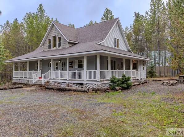 3759 Bills Loop North Rd, Island Park, ID 83429