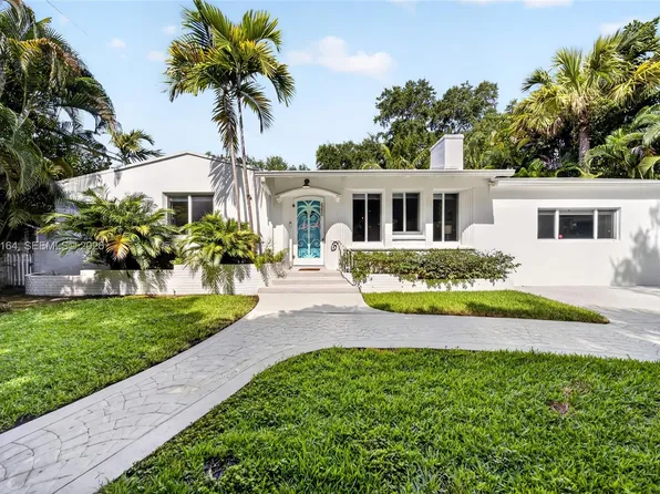 8250 NE 3rd Ct, Miami, FL 33138