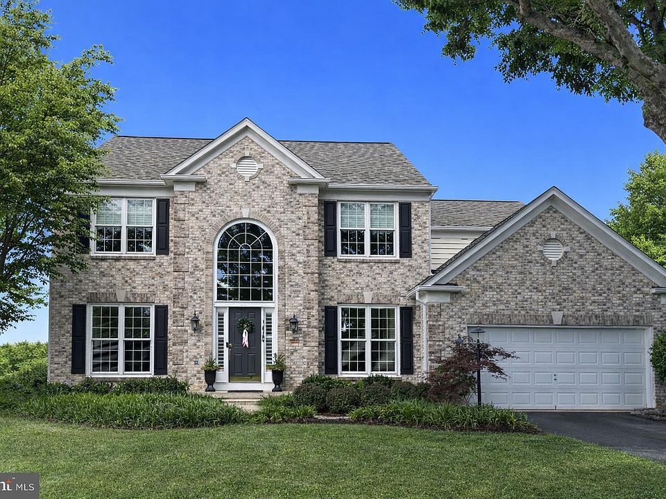 1st image of 7636 Movern Ln