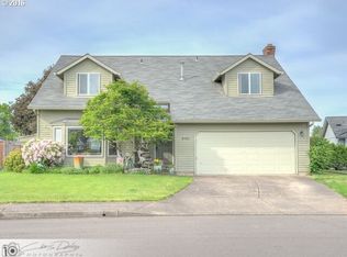 8721 SW Hamlet St, Tigard, OR 97224