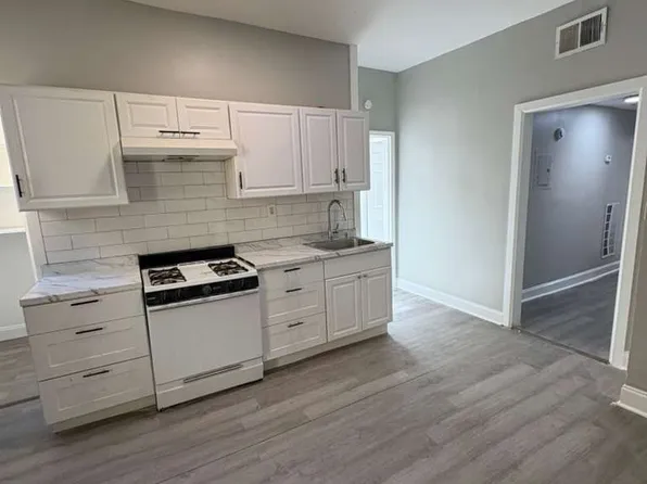 67 W Alpine St, Newark, NJ