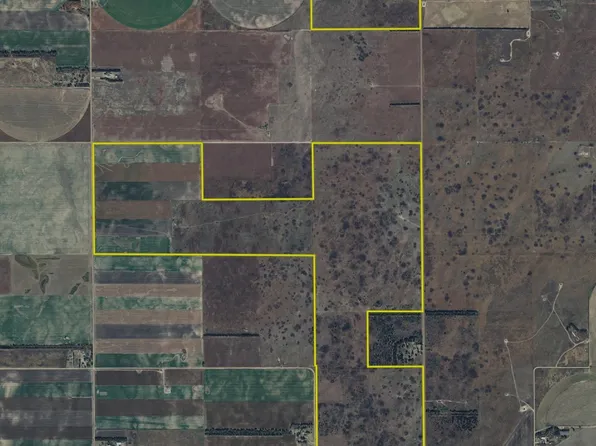 18499 10th Ave, Mullinville, KS 67109