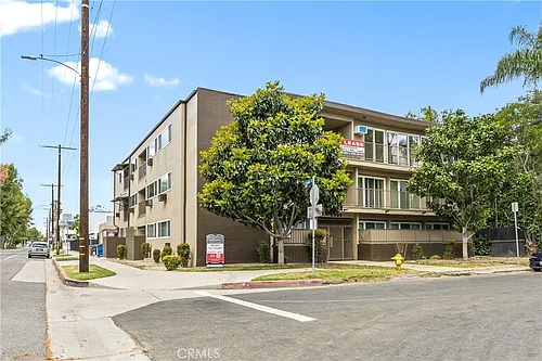 5409 Radford Ave #7 Photo 1 5409 Radford Ave #7 Photo 1