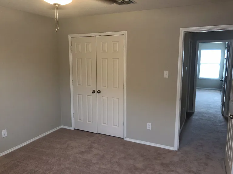 8115 York Beach Pl — Photo 22