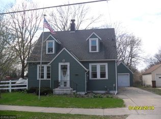 306 12th St SE, Austin, MN 55912