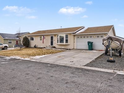 8216 Eagle Dr, Helena, MT, 59602