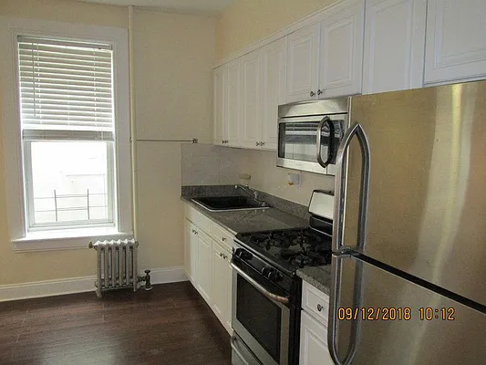 Rented by Windsor Homes Realty Corp | media 30