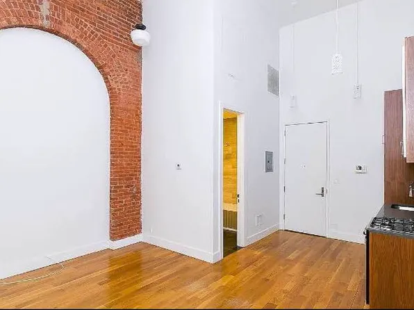 949 Willoughby Avenue image 1 of 16