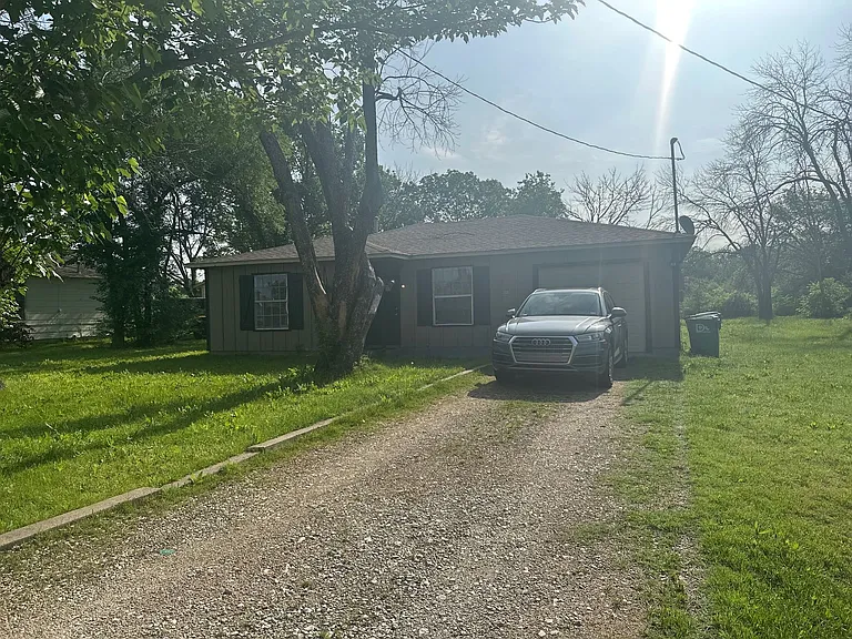 3525 Country Club Rd — Photo 19