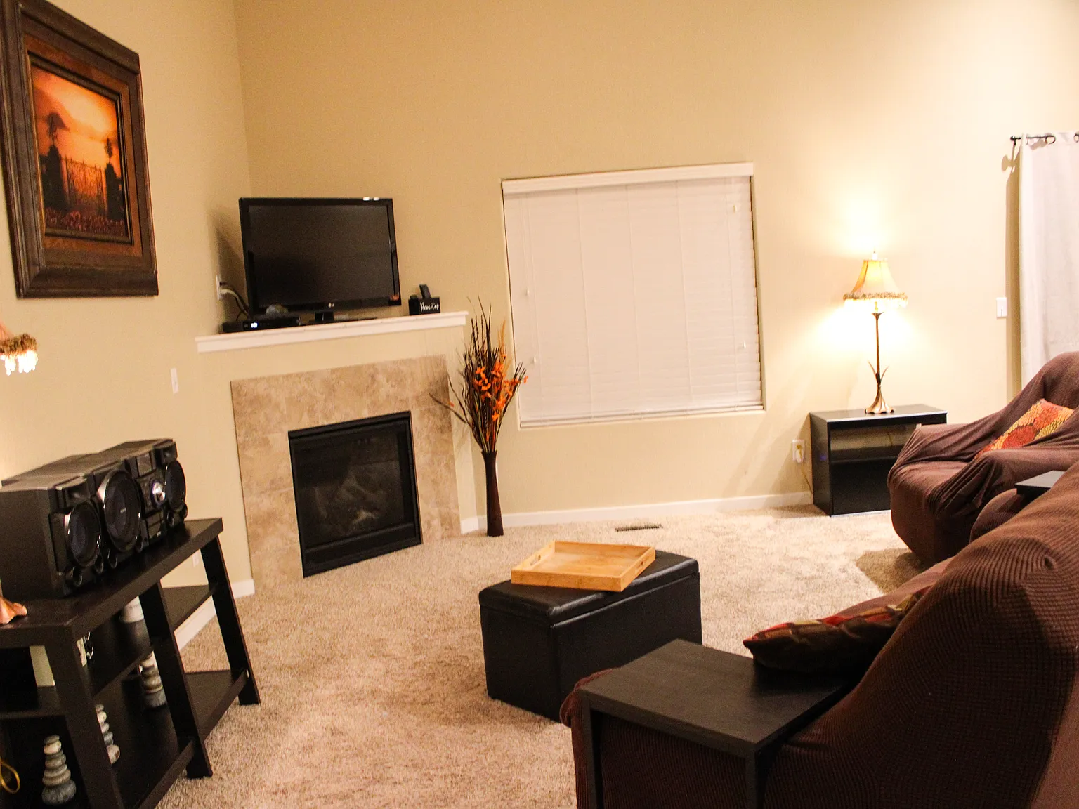 5 bed, 1724 sqft, $3,000 — Photo 2