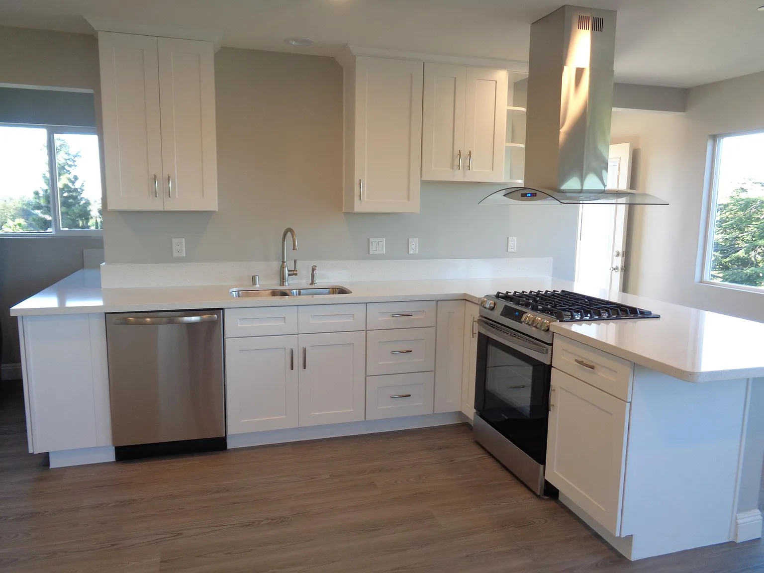6731 Alamo Way — Photo 1