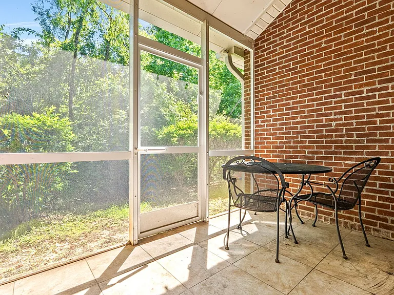 807 W Longleaf Dr #15 — Photo 18