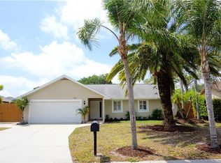 4221 Palau Dr, Sarasota, FL 34241
