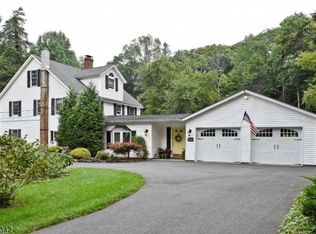 15 Glen Lake Rd, Sparta, NJ 07871