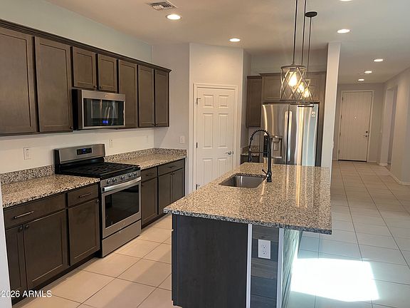 4th image of 19954 W MOONLIGHT Path