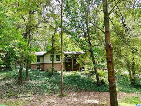 2517 Overhill Rd, Sylacauga, AL 35150