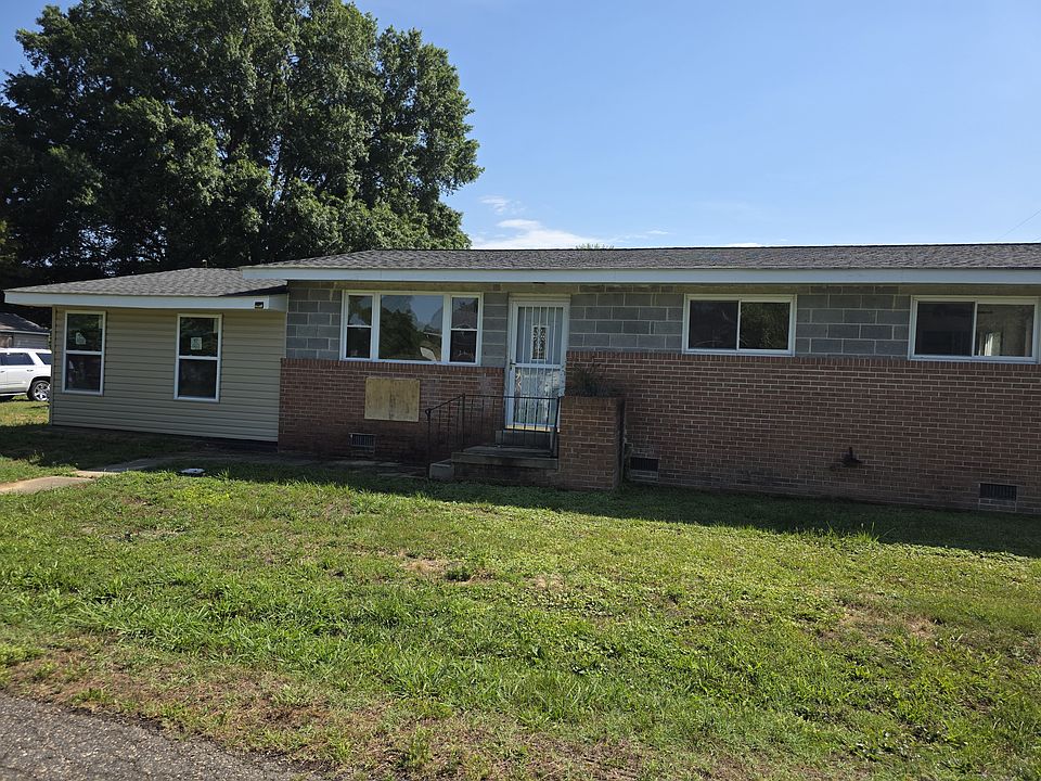 1st image of 24382 Macarthur Dr