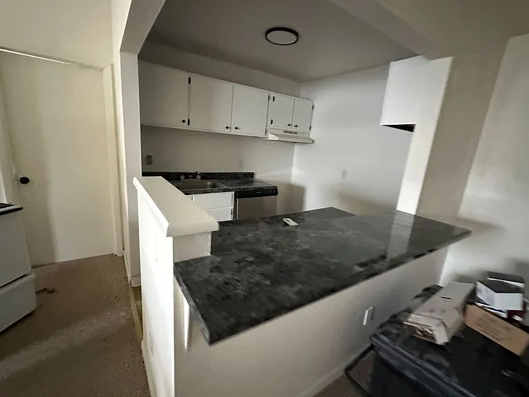 University Park Apartments near Cornell University — Photo 171