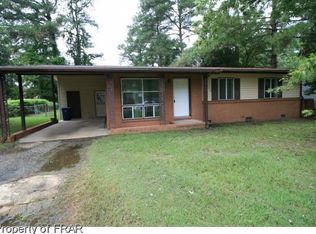 826 Moriston Rd, Fayetteville, NC 28314