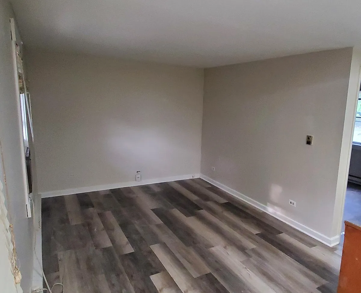 Building Photo - 108 Roosevelt Ave #1