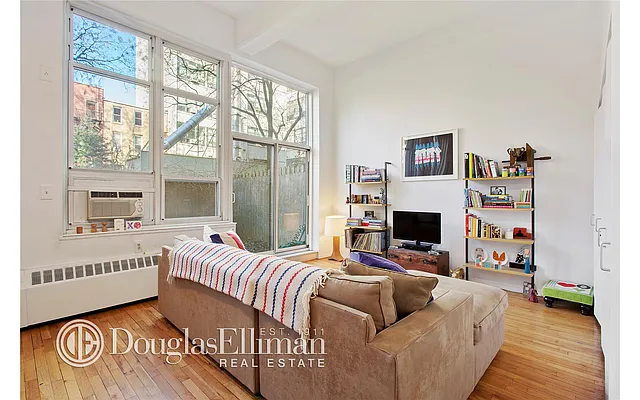 Rented by Douglas Elliman | media 19