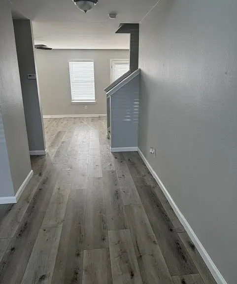 915 Churchill Farms Dr — Photo 4