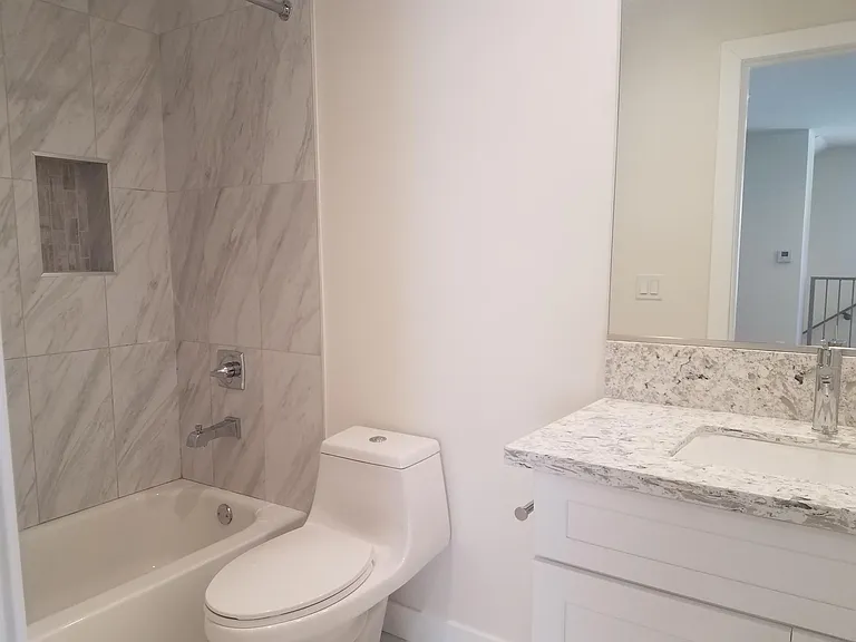 1110 Magnolia Ave #209 — Photo 10