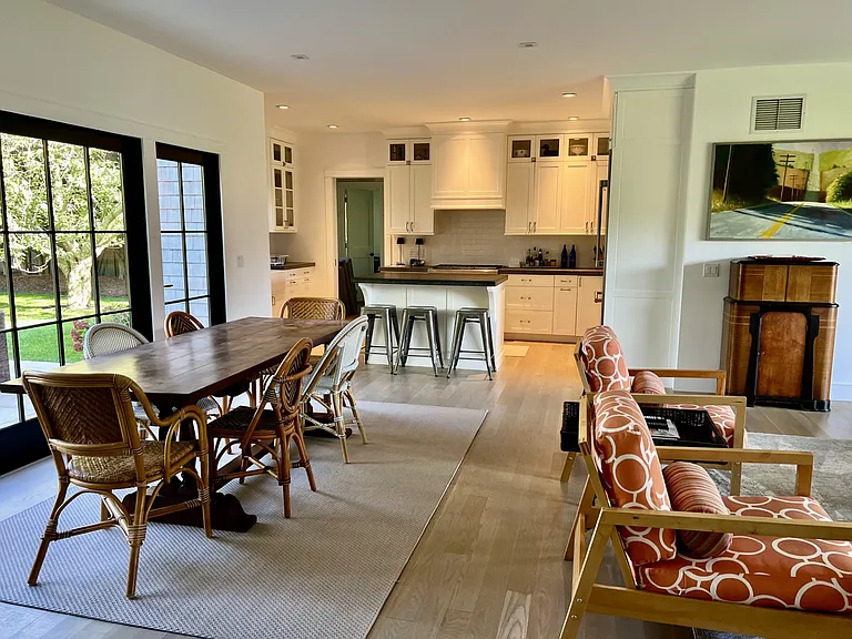 9 Chester Ave — Photo 5