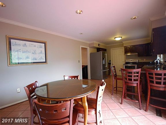 Breakfast Room with Kitchen